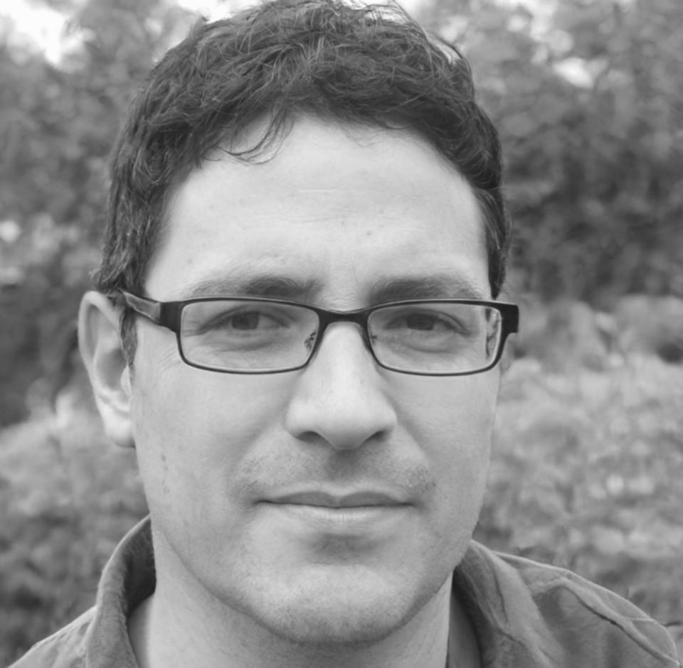 Retrato de Enrique Palacios, formador en educación financiera